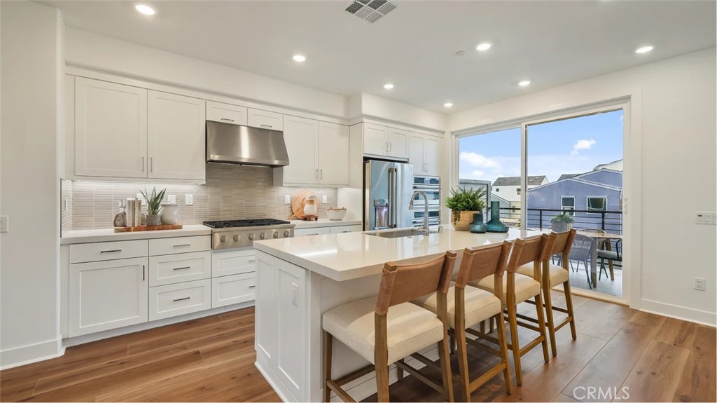 1754 Lychee Street Property Photo 2