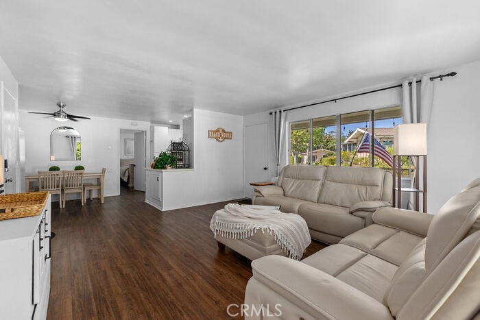 591 Avenida Majorca O Property Photo 3