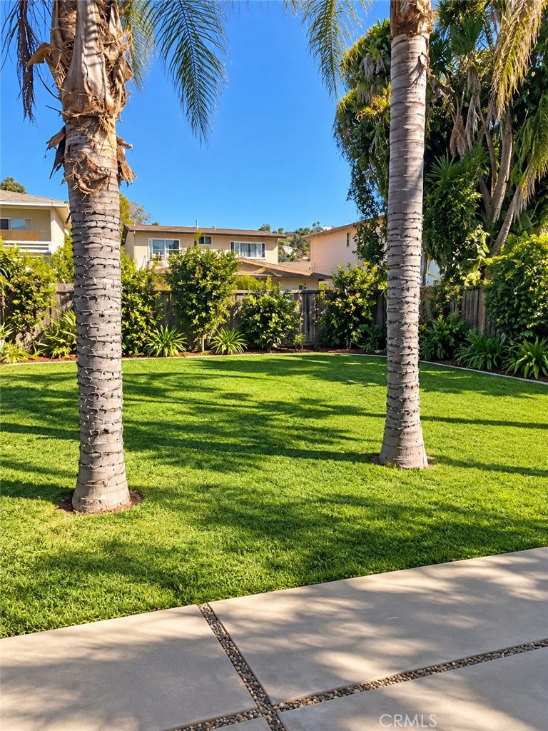 26905 Avenida Las Palmas Property Photo 5