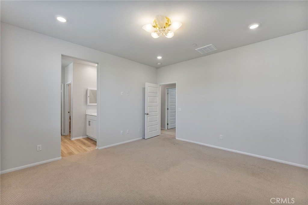 649 E Madeleine Privado Property Photo 13