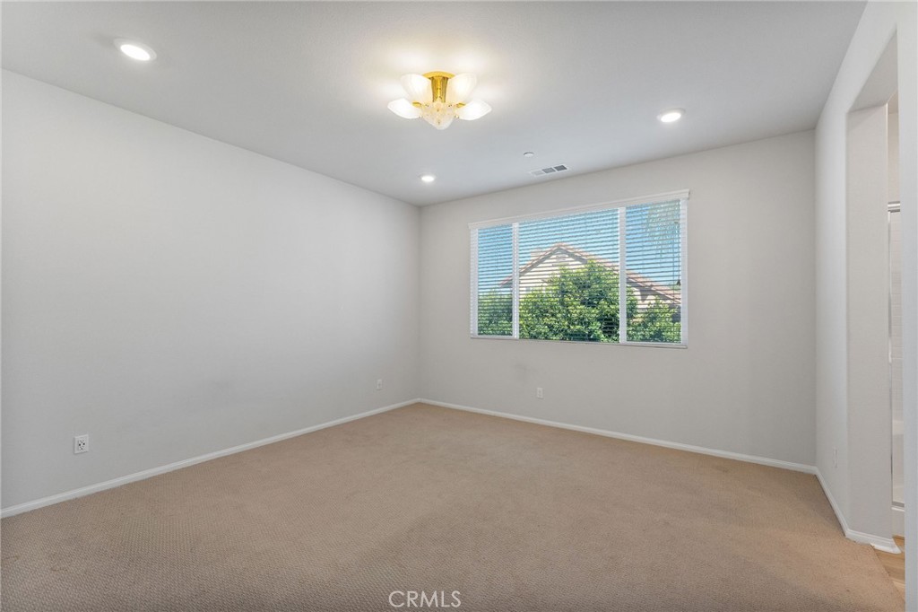 649 E Madeleine Privado Property Photo 14