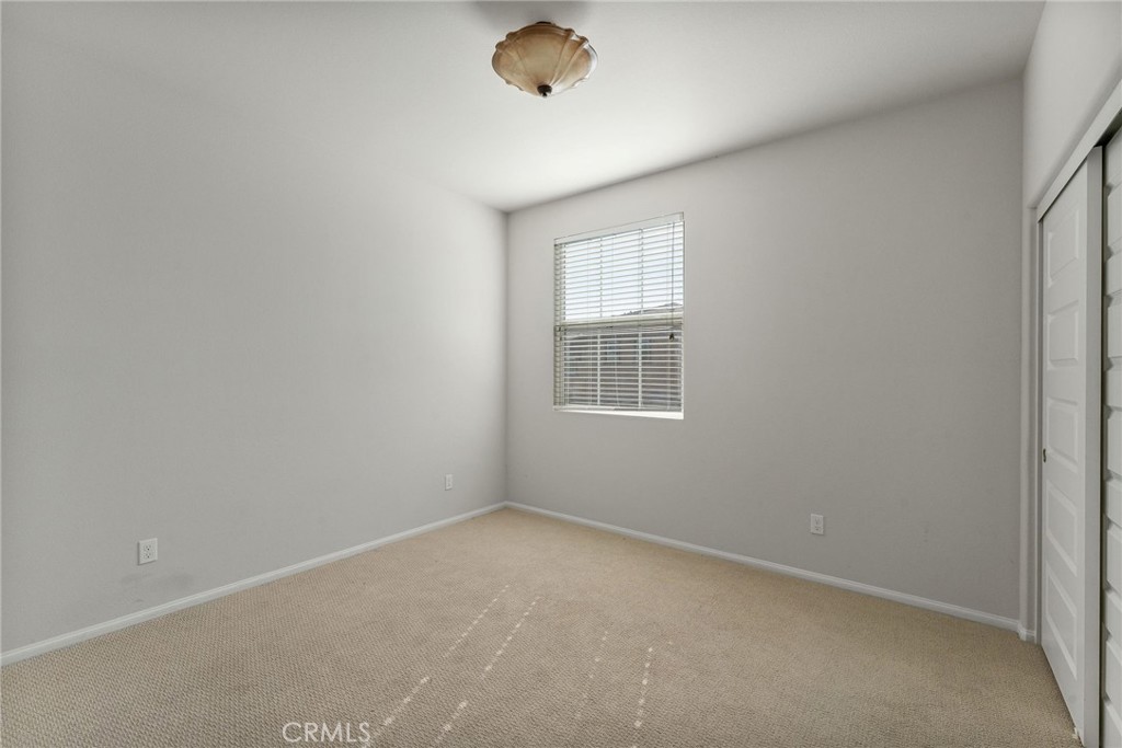 649 E Madeleine Privado Property Photo 21