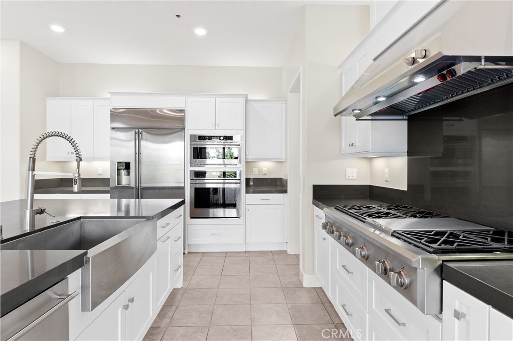 101 Pastel Property Photo 6