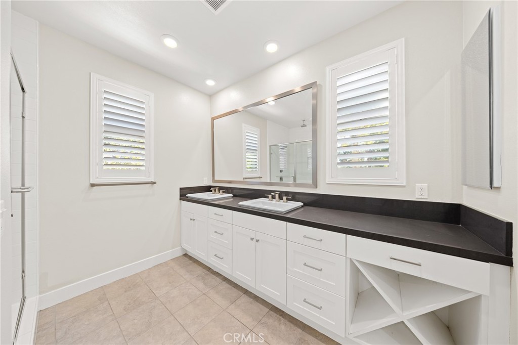 101 Pastel Property Photo 8