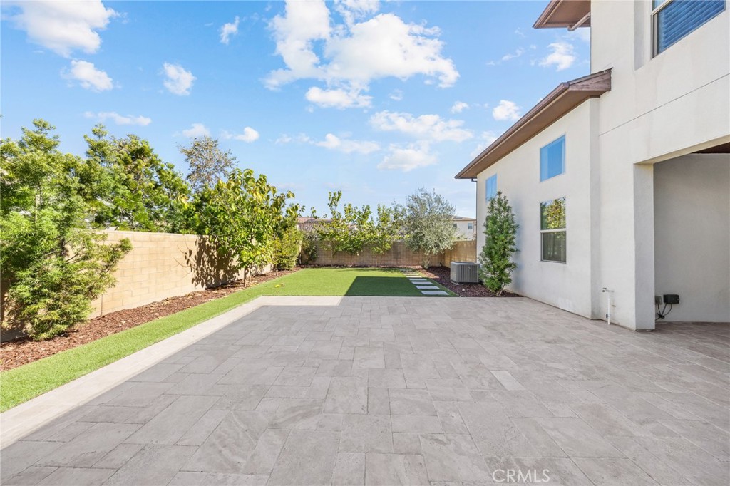 101 Pastel Property Photo 25