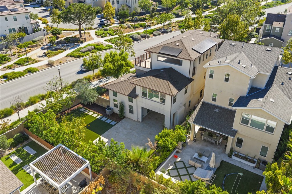 101 Pastel Property Photo 28