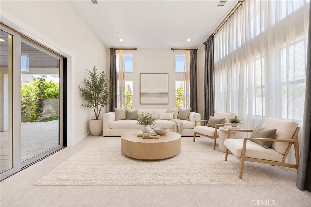 101 Pastel Property Photo 30