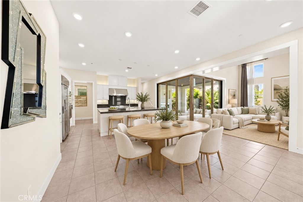 101 Pastel Property Photo 32