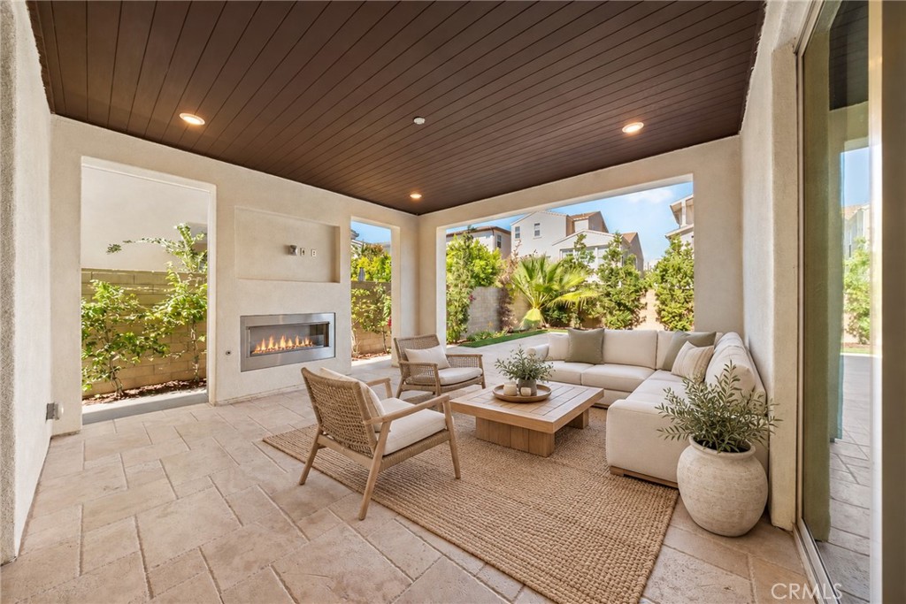 101 Pastel Property Photo 33