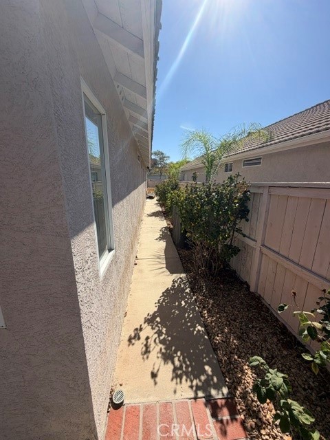 23980 Via Astuto Property Photo 26
