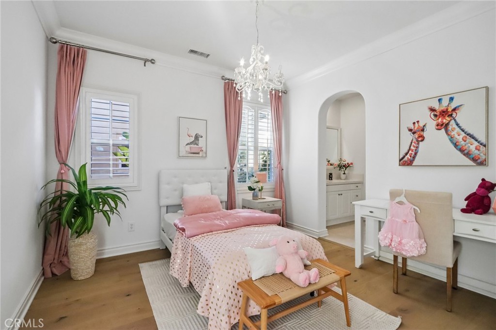 66 Eclipse Property Photo 34