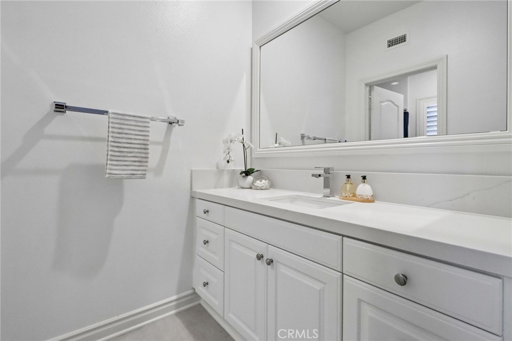 66 Eclipse Property Photo 41