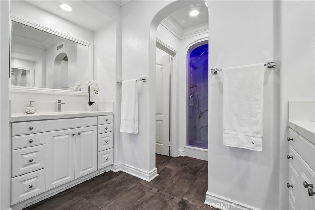 66 Eclipse Property Photo 49
