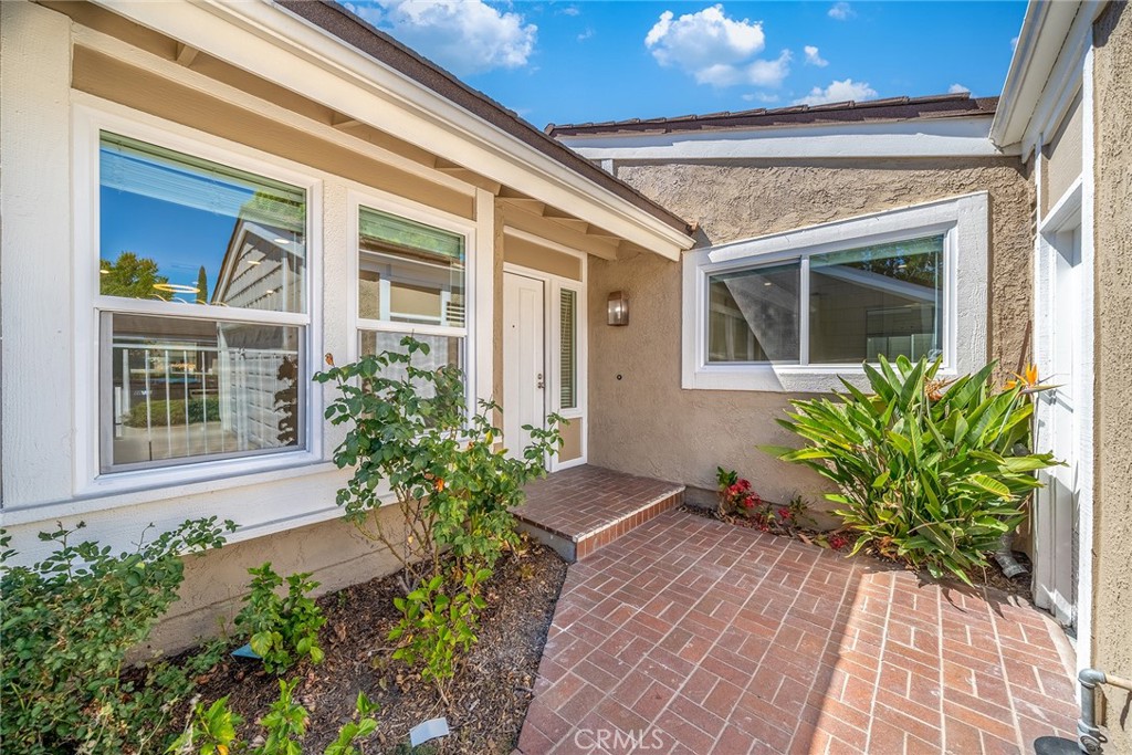 12 Primrose Property Photo 3