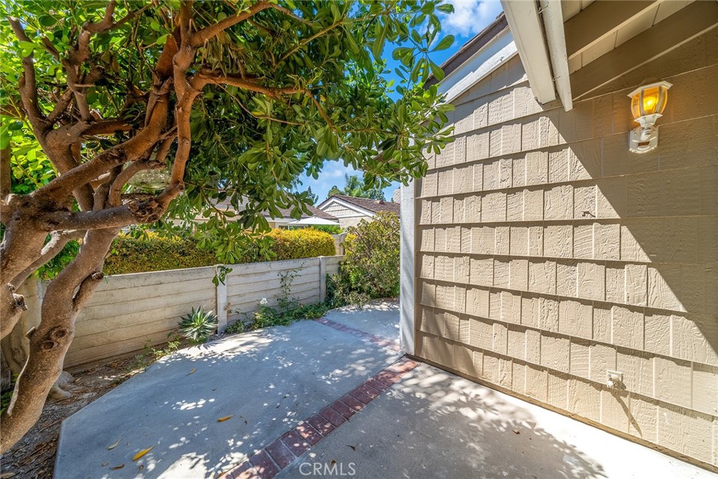 12 Primrose Property Photo 50