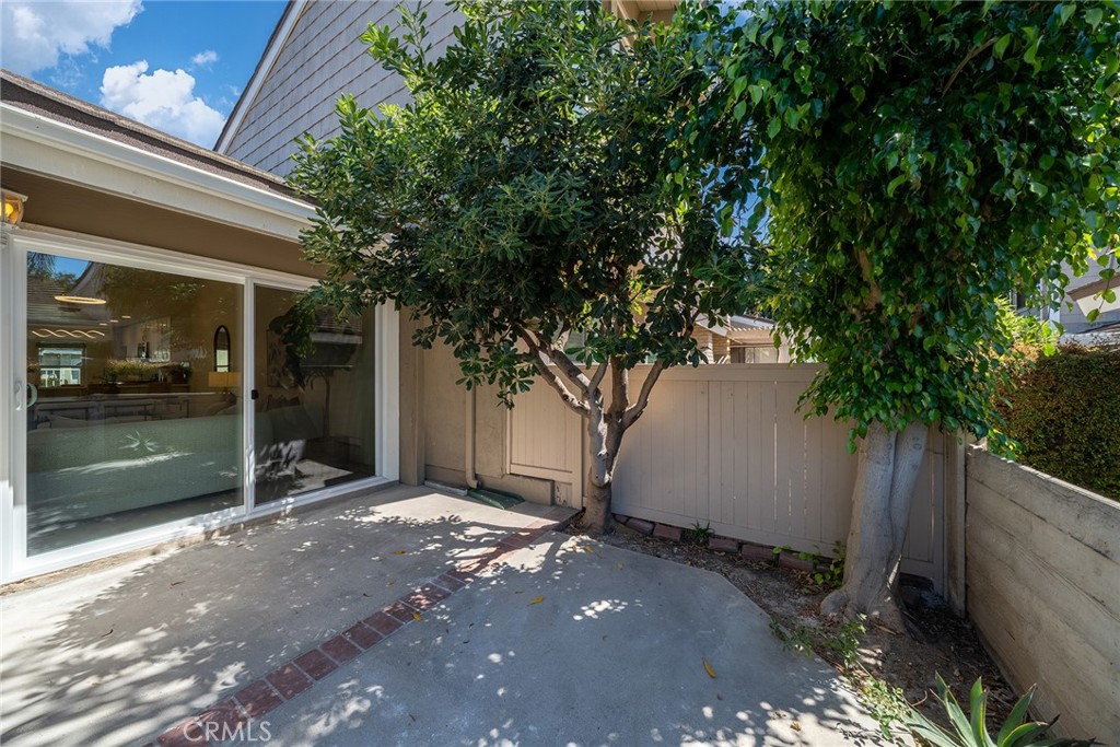 12 Primrose Property Photo 55