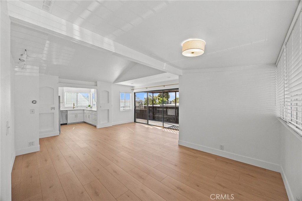 126 High Property Photo 7