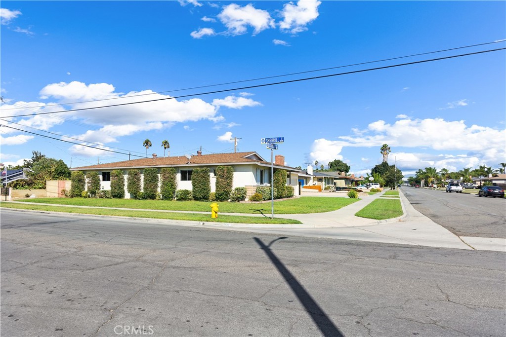 8805 Stardust Lane Property Photo 45