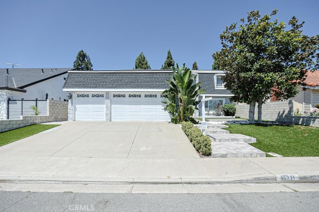 16221 Mount Baden Powell Property Photo 14