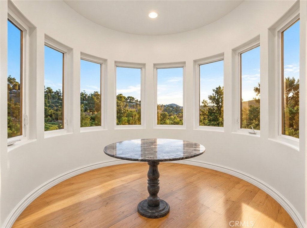 10827 Pacific View Road Property Photo 15