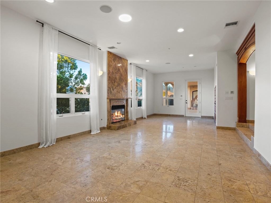 10827 Pacific View Road Property Photo 16