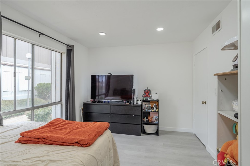 2803 S Fairview C Property Photo 15