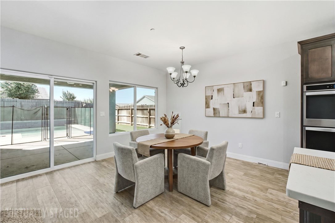 9021 Drovers Run Property Photo 11