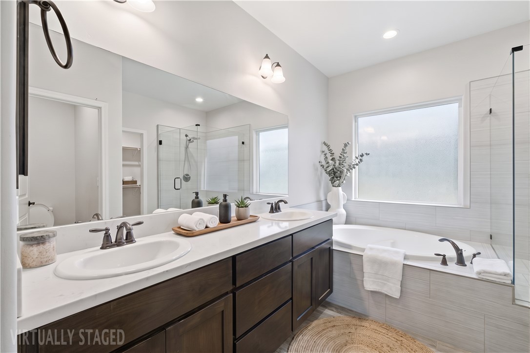 9021 Drovers Run Property Photo 22