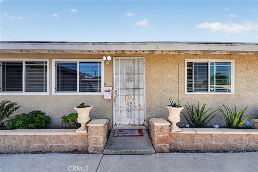 7832 Ruthann Property Photo 2
