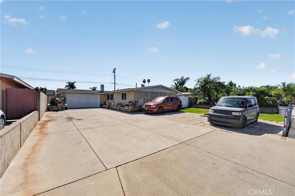 7832 Ruthann Property Photo 26