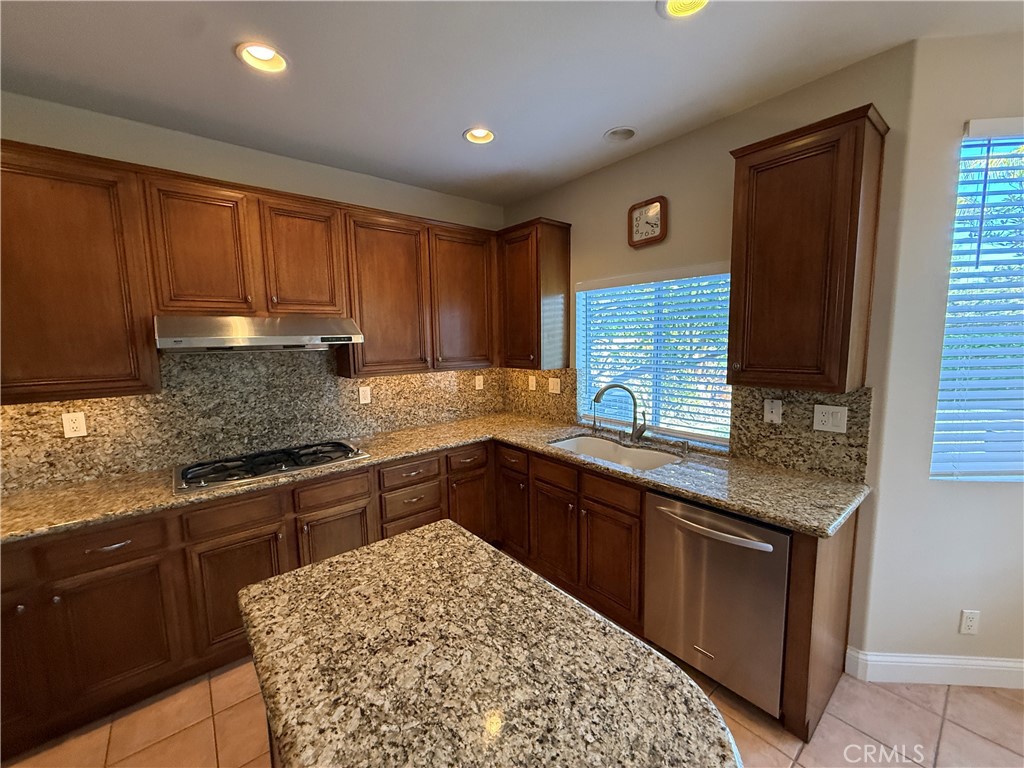 24672 Monita Property Photo 4