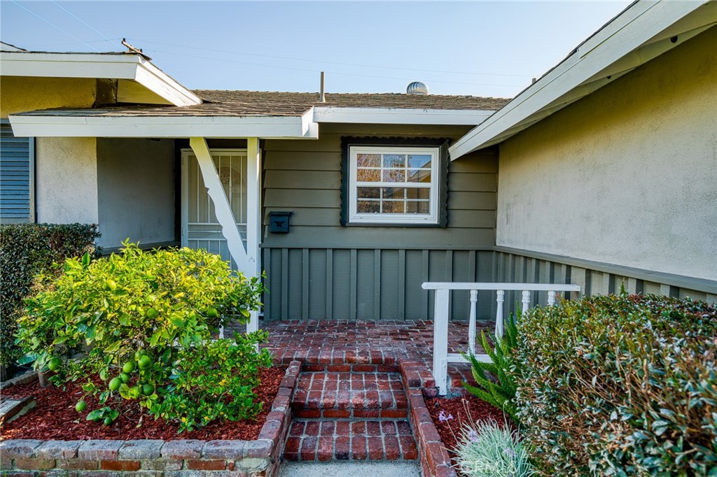 2448 W Grivey Property Photo 3