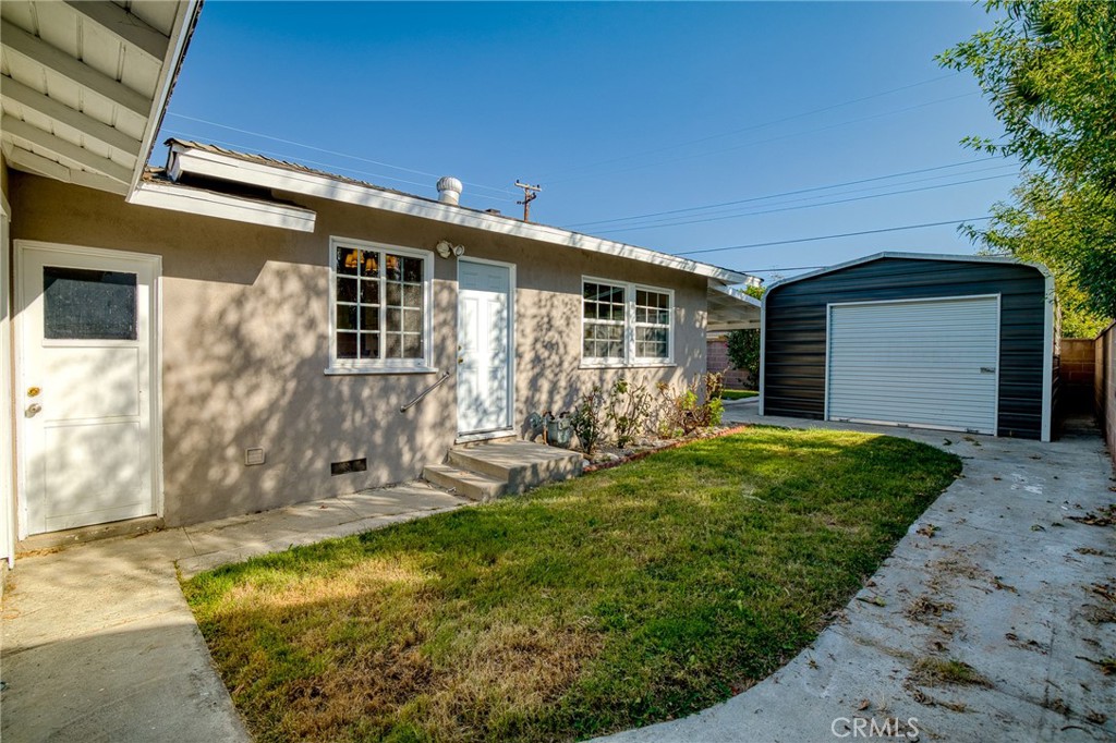2448 W Grivey Property Photo 33