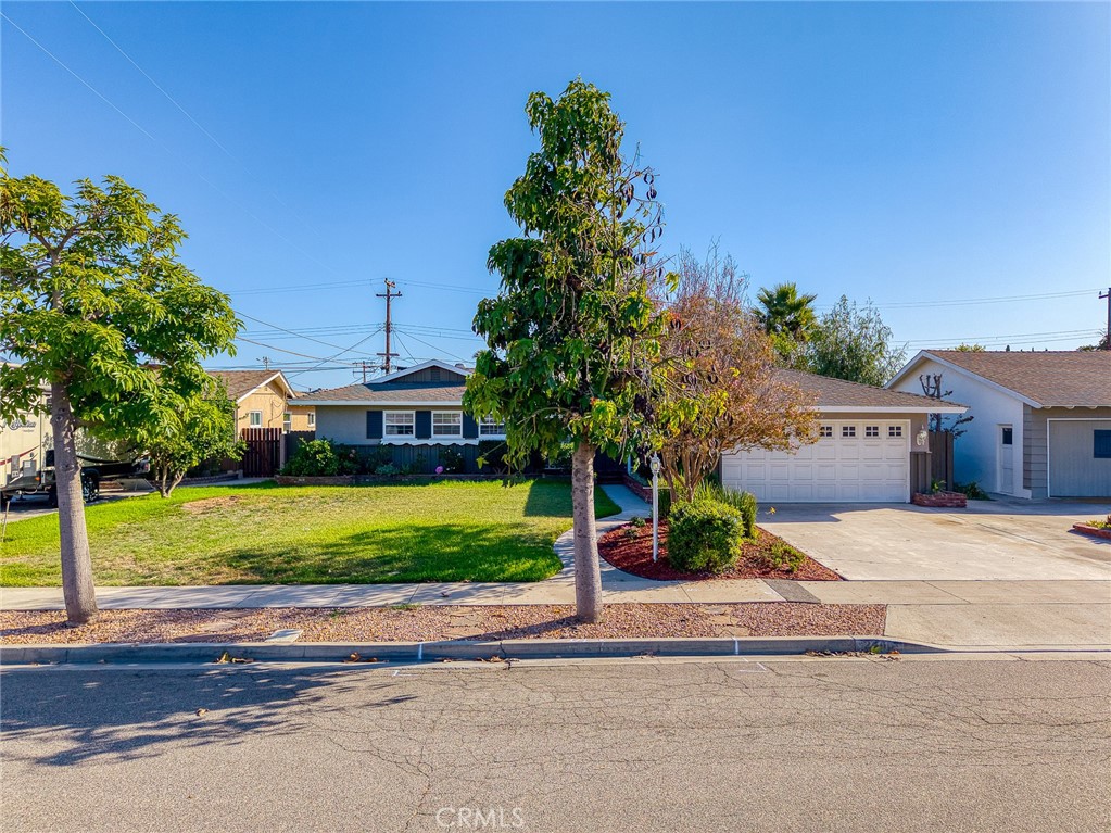 2448 W Grivey Property Photo 40