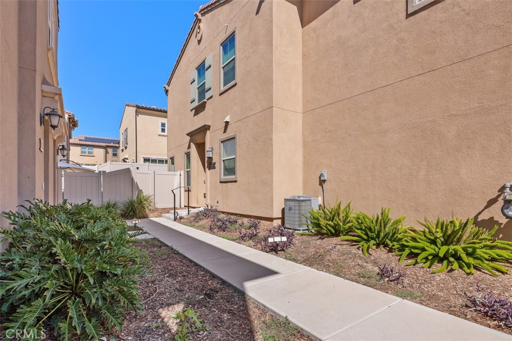 10920 Jericho Way Property Photo 4