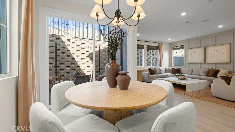 2014 Pyrenes Place Property Photo 6