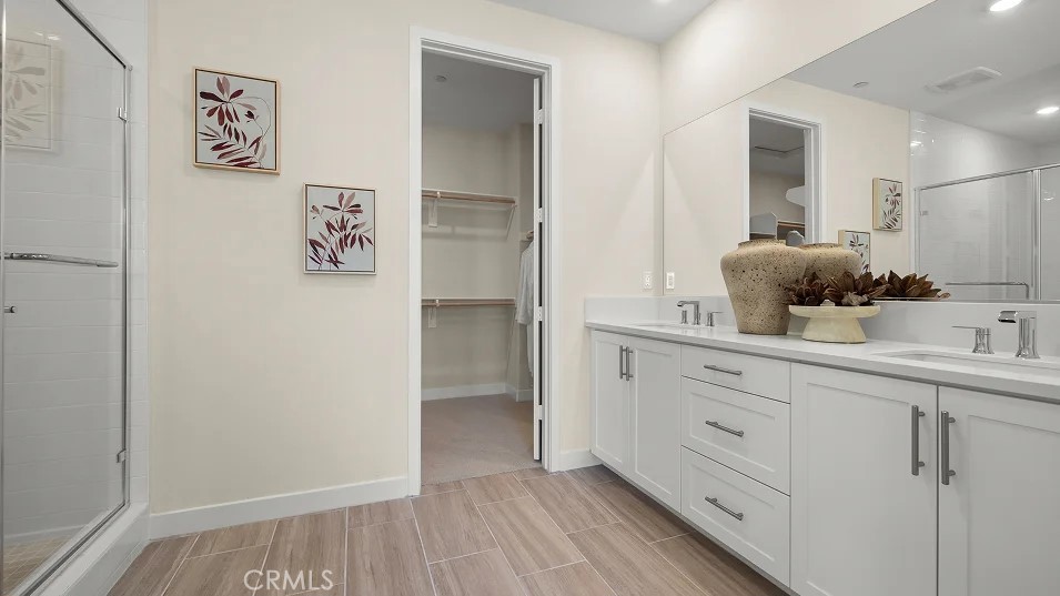 2014 Pyrenes Place Property Photo 15