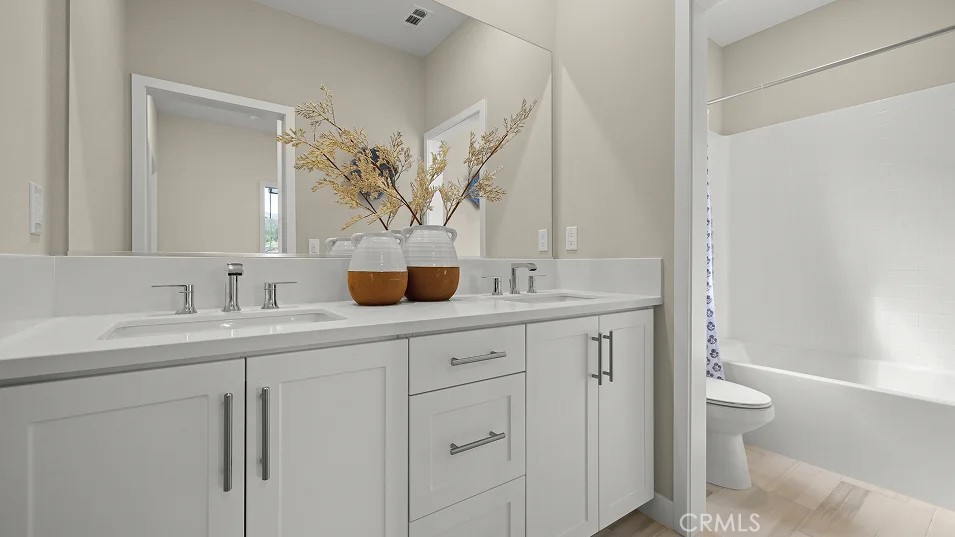2014 Pyrenes Place Property Photo 22