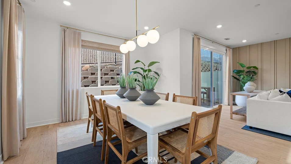 2010 Pyrenes Place Property Photo 10
