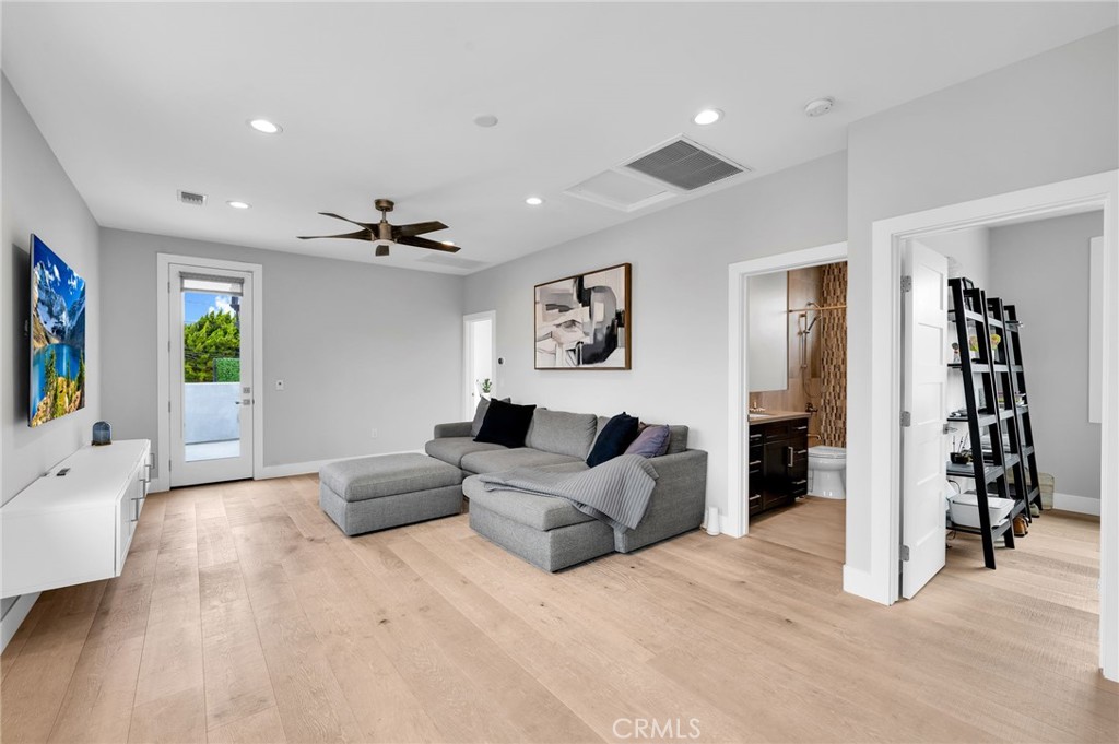 1776 Cable Street Property Photo 22