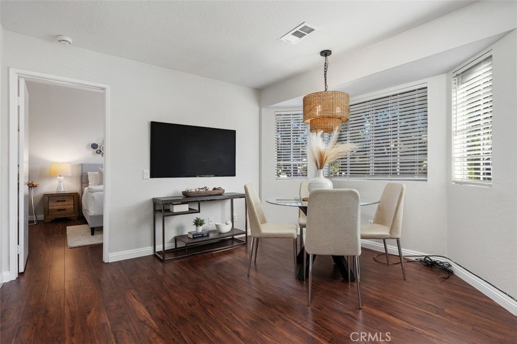 24350 Eastview Property Photo 15