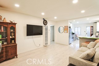 11111 Iris Property Photo 4