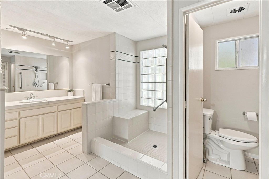 24001 Muirlands Boulevard 440 Property Photo 40