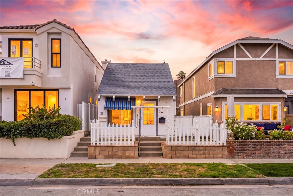 221 21st Street Property Photo 1