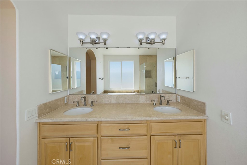 1020 California Property Photo 6