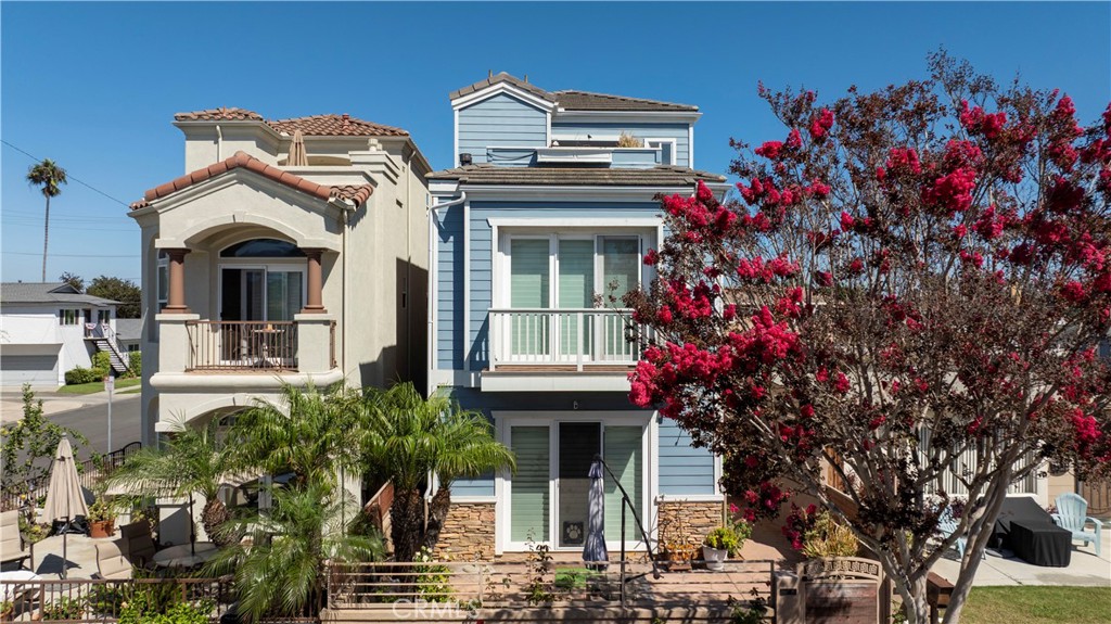 1020 California Property Photo 44