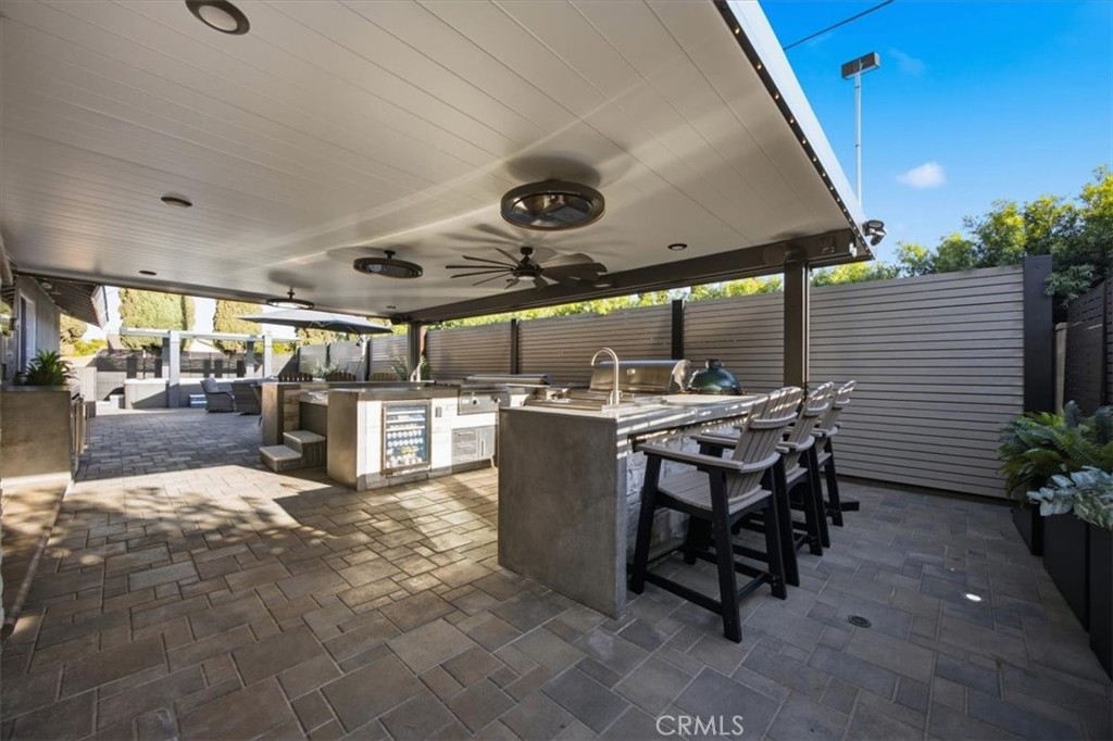 310 W Westway Property Photo 14