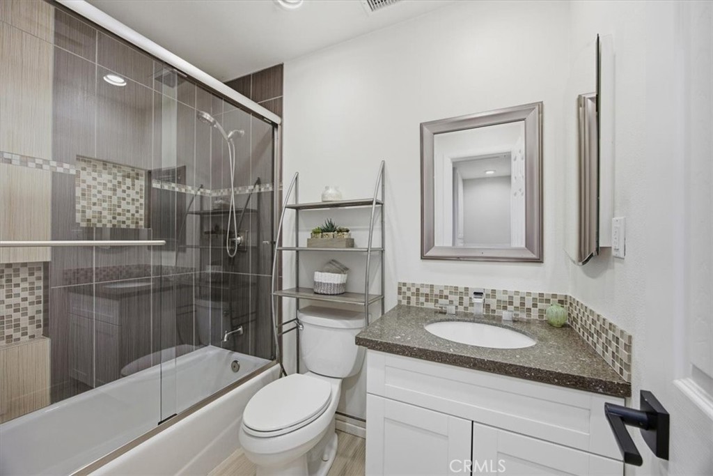 310 W Westway Property Photo 28