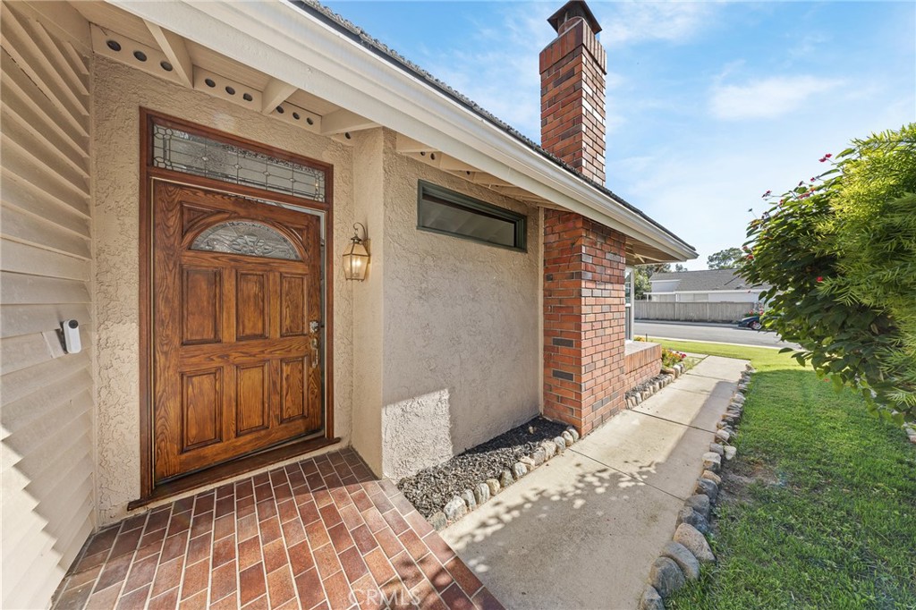 17 Alderbrook Property Photo 3