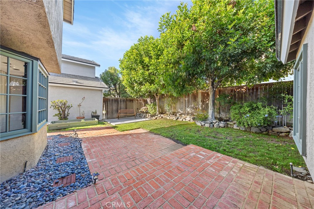 17 Alderbrook Property Photo 41